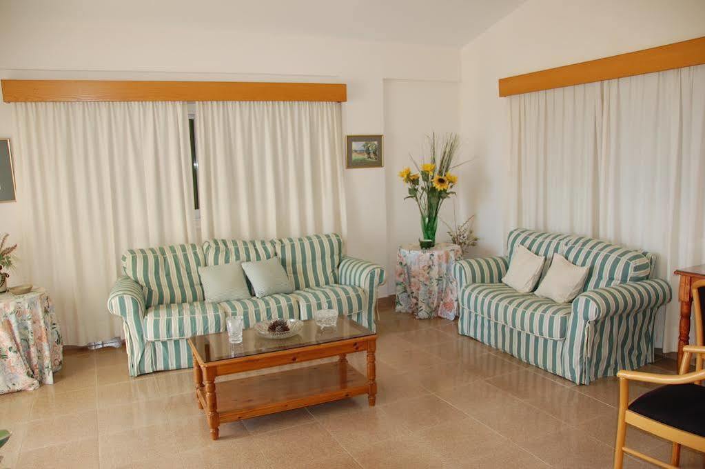 Villa Chrysanthia 폴리스 외부 사진